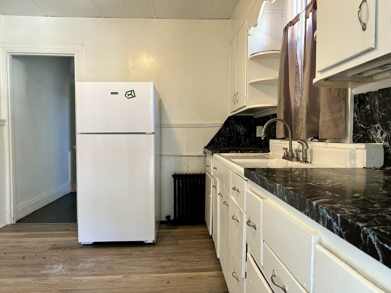 281 W Cottage Pl #2 - Photo 4 of 11