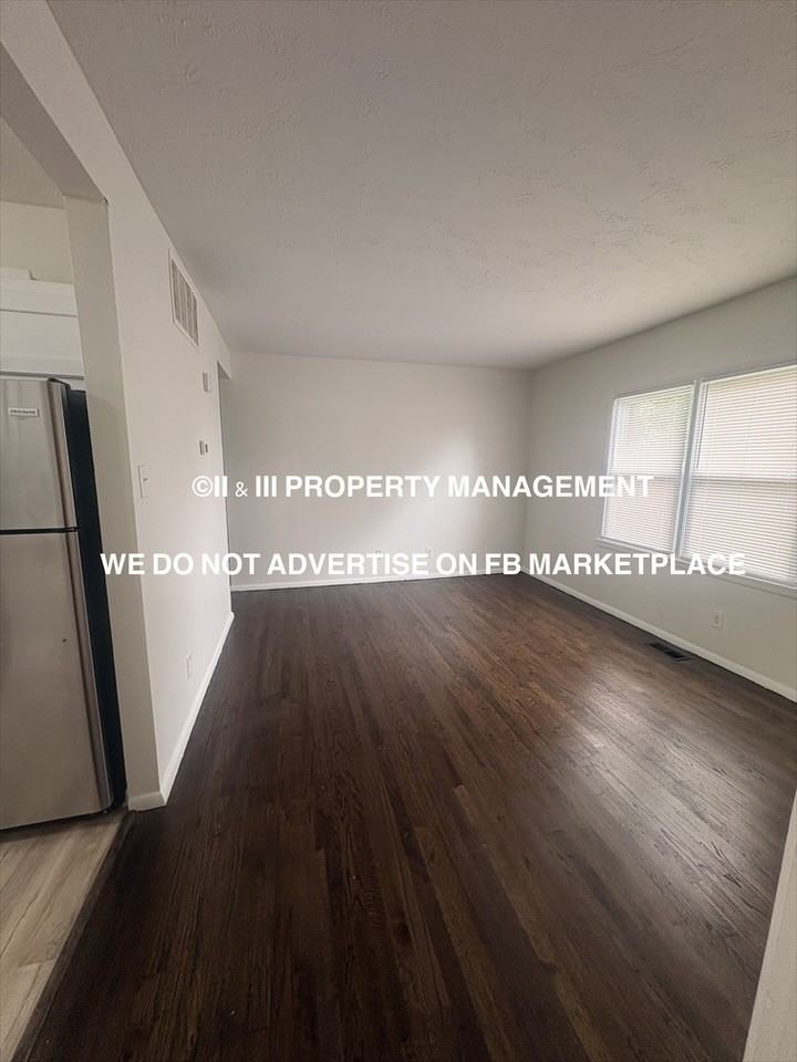 731 W 25th St #1 - Photo 5 of 22