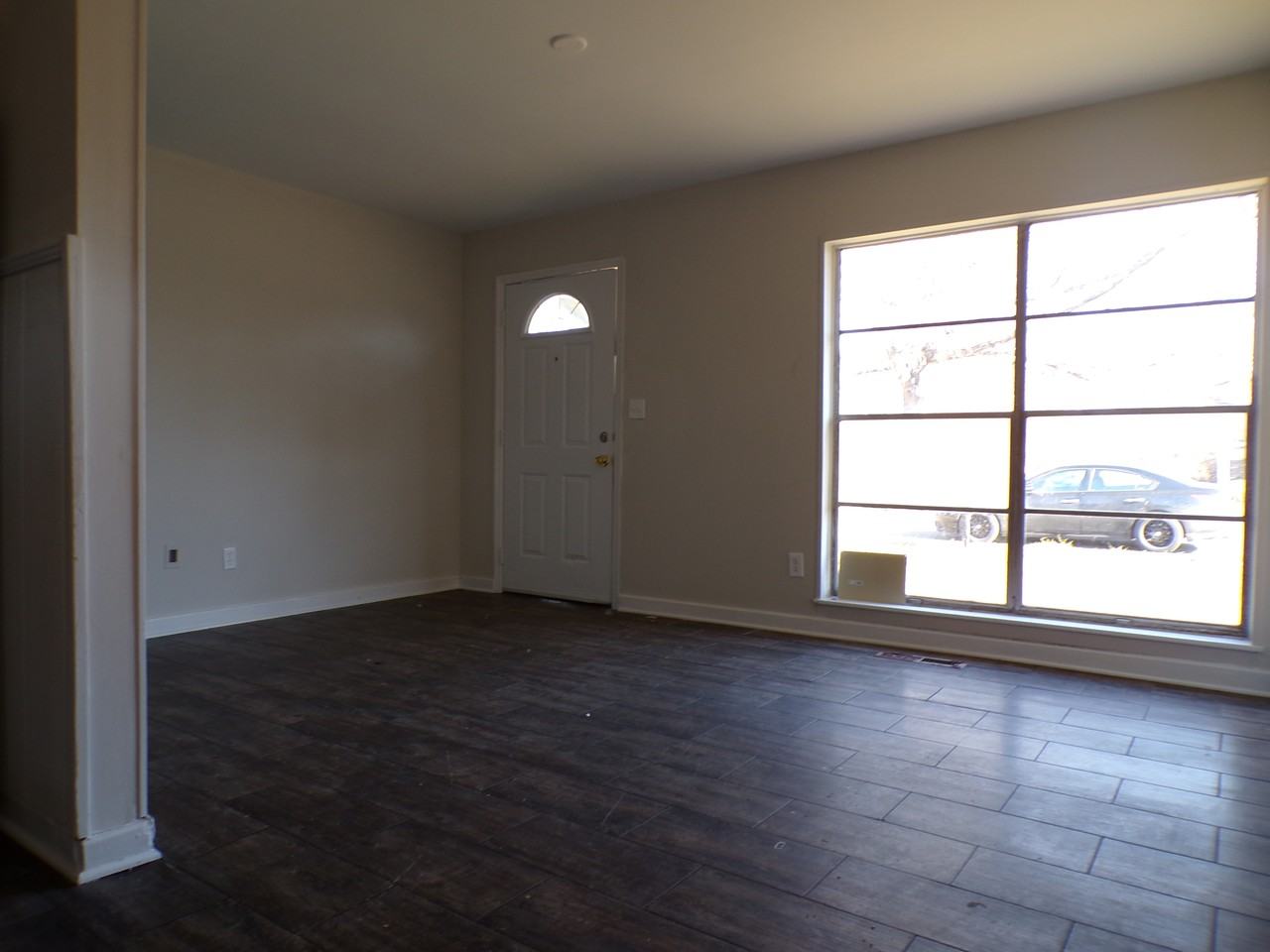 756 30th St Sw #1 - Photo 2 of 12