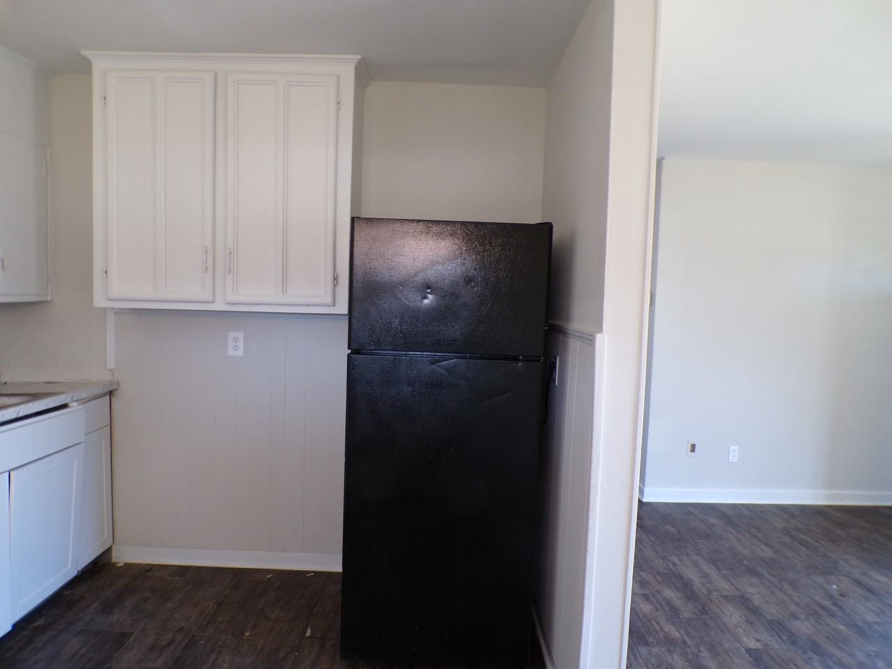 756 30th St Sw #1 - Photo 3 of 12