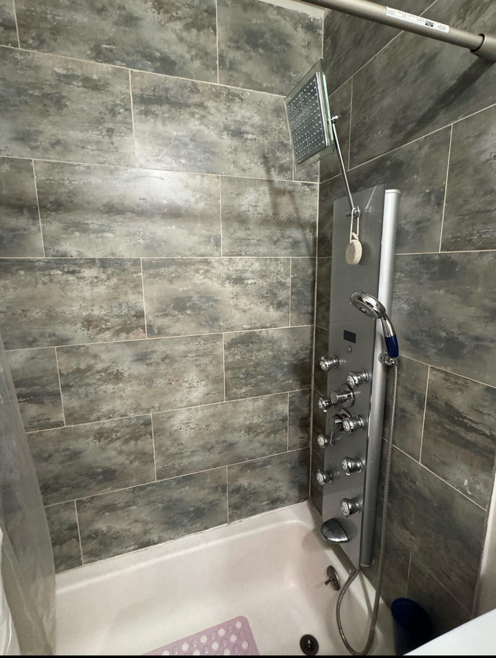 1906 W Diamond St #3 - Photo 3 of 10