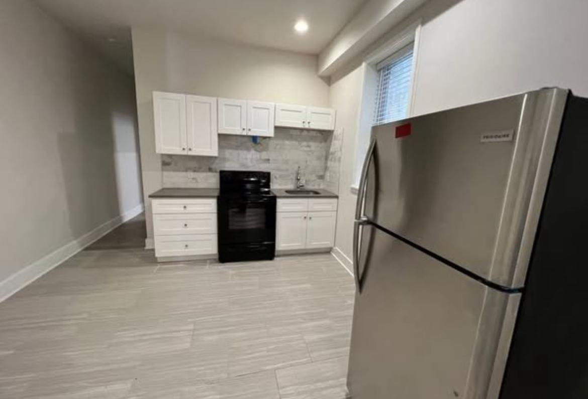 1906 W Diamond St #3 - Photo 7 of 10