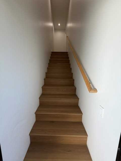 724 1/2 E 81st St #724-1-2 - Photo 2 of 8