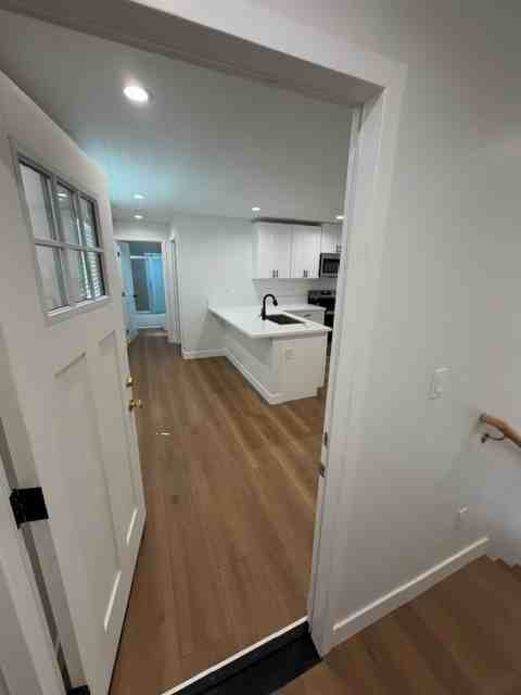 724 1/2 E 81st St #724-1-2 - Photo 3 of 8