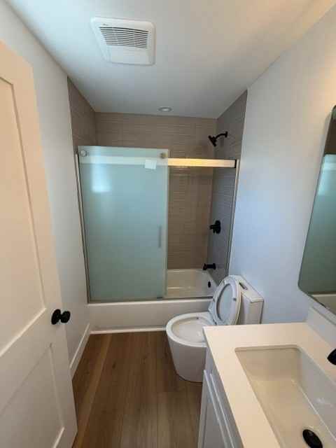 724 1/2 E 81st St #724-1-2 - Photo 6 of 8