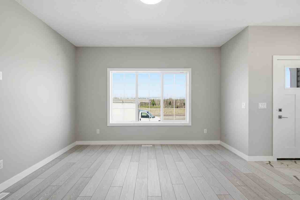 8749 Huxbury Dr Ne #A - Photo 7 of 44