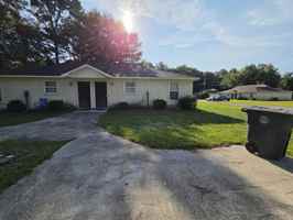 featured image of 403 S Ashley St #1