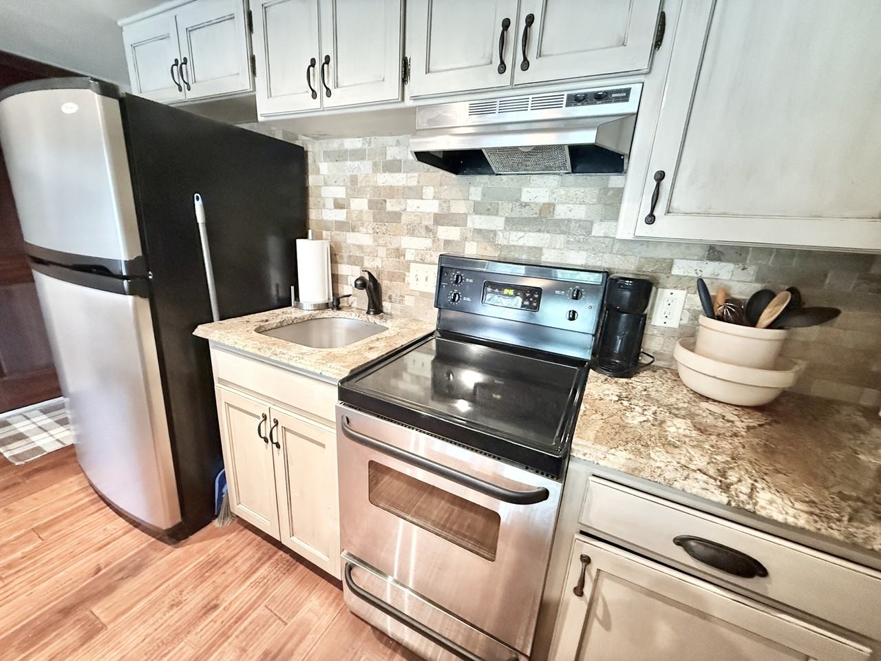 173 Barbary 433 - 1 #1 - Photo 4 of 31