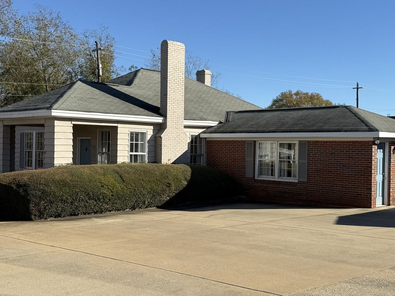 102 Barnes Mill Rd #1 - Photo 2 of 18