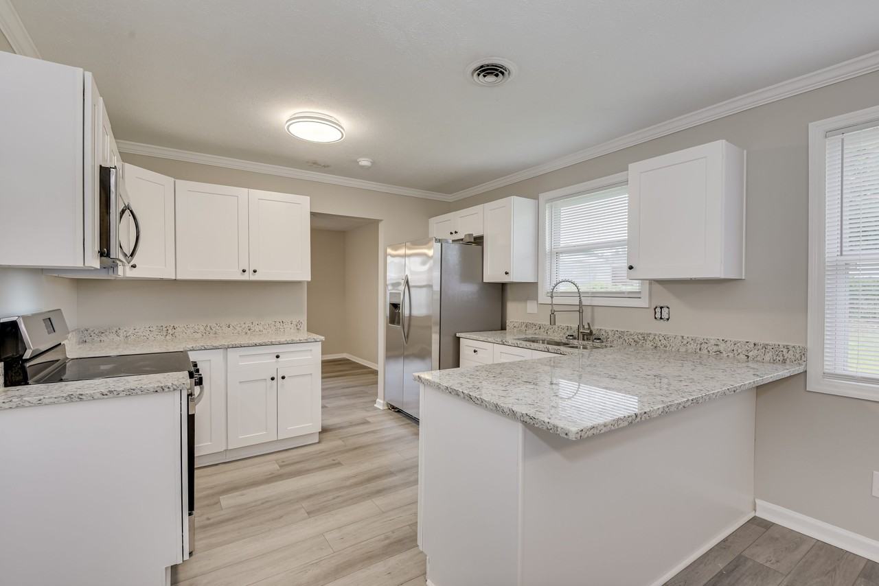 250 Almon Ct #1 - Photo 6 of 30