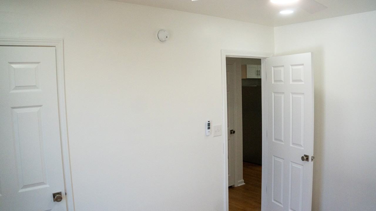 208 Fayette St #4 - Photo 6 of 8