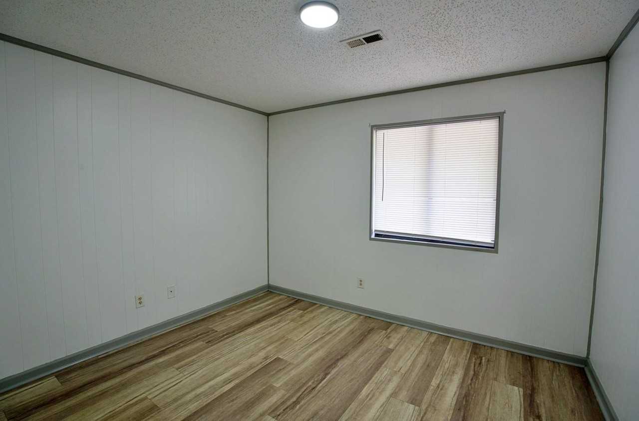 381, 388, 480 Quill Avenue NW - Photo 5 of 19