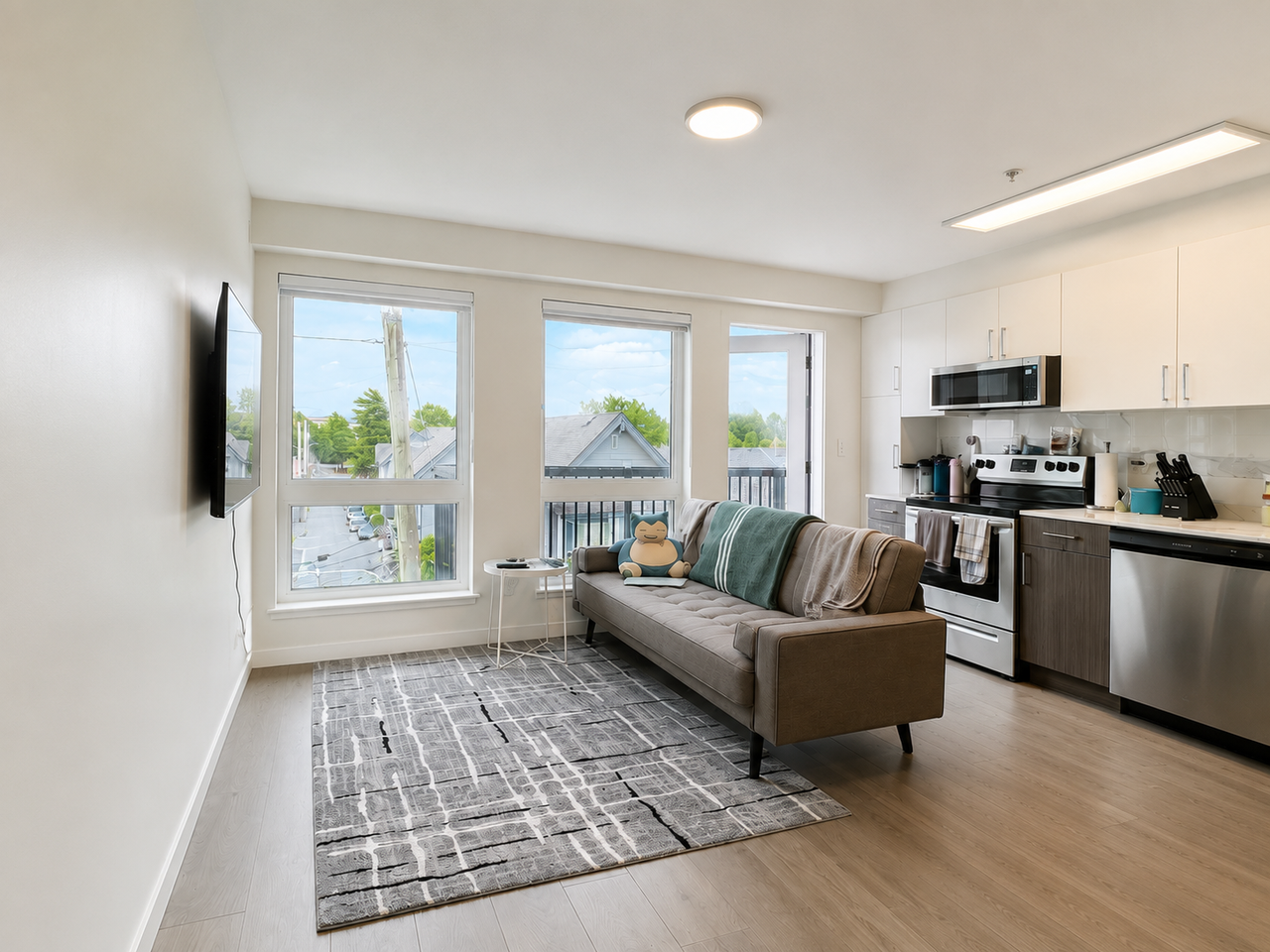2551 Kingsway #403 - Photo 6 of 17