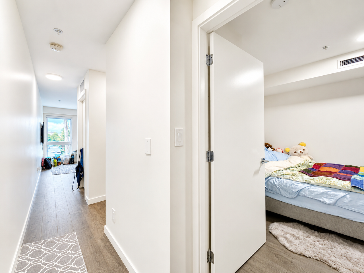 2551 Kingsway - Photo 10