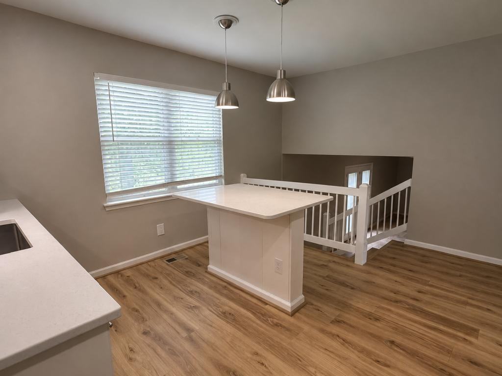 247 Brookside Ct - Photo 7 of 23