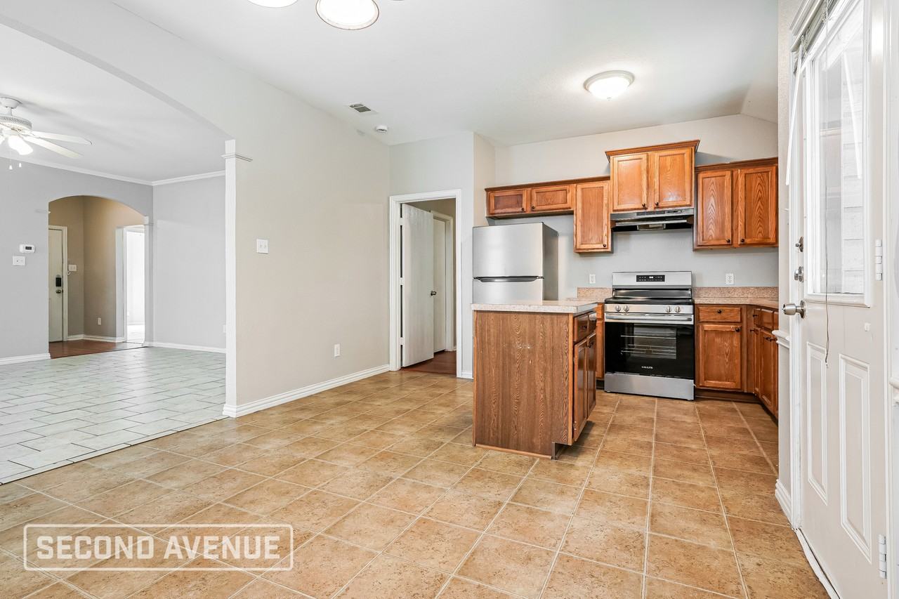 4831 Tecate Ct - Photo 7 of 25