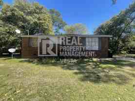 620 Cedarwood Dr - Photo 1 of 1