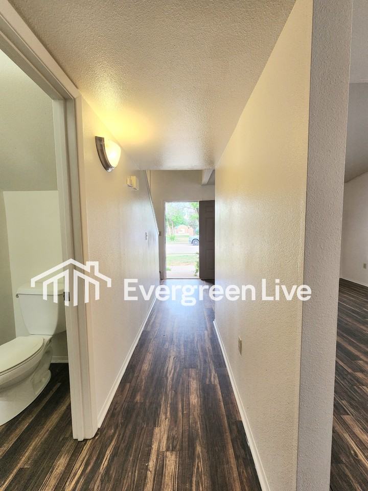 4204 Lew Wallace Dr - Photo 5 of 26
