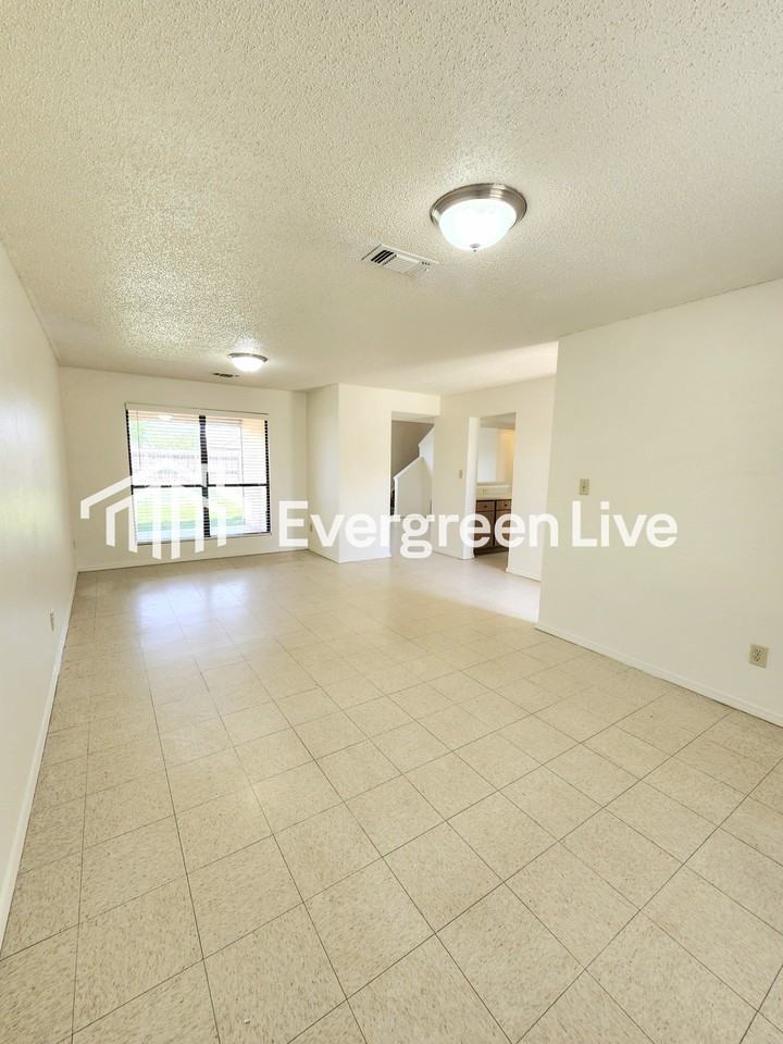 2192 Santa Clara Ct - Photo 3 of 22