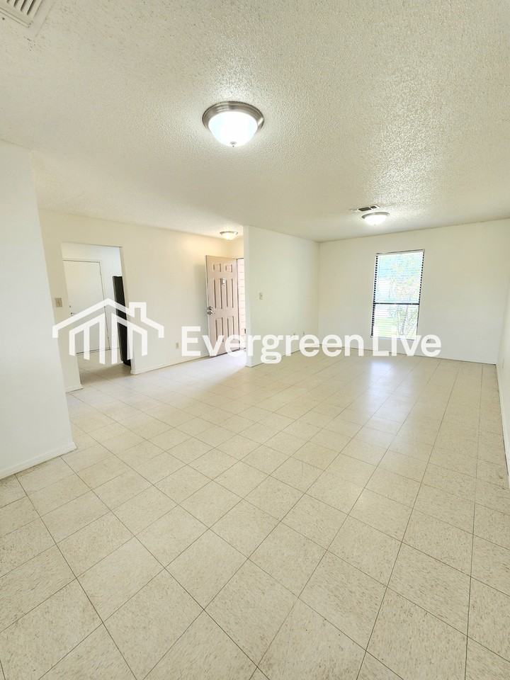 2192 Santa Clara Ct - Photo 4 of 22