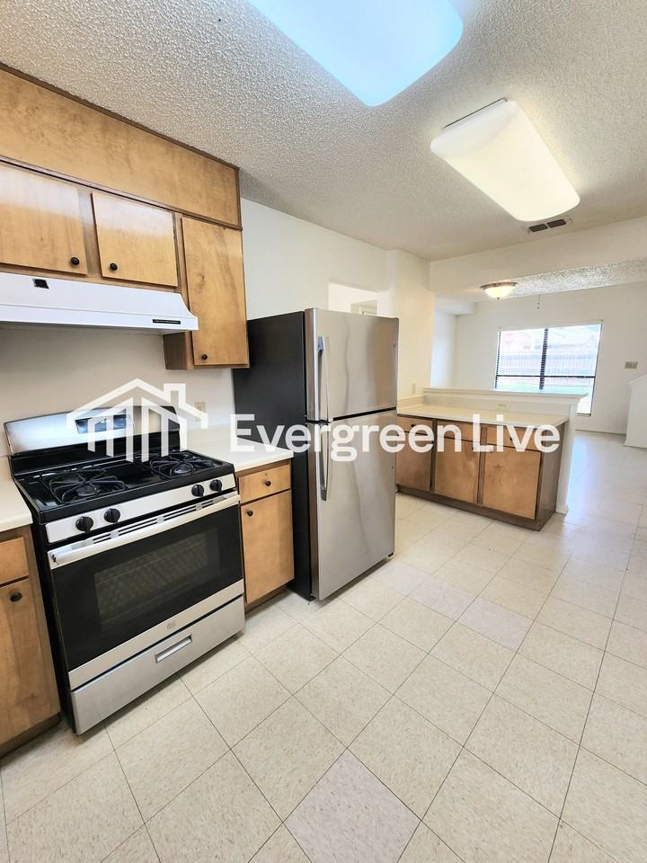 2192 Santa Clara Ct - Photo 6 of 22
