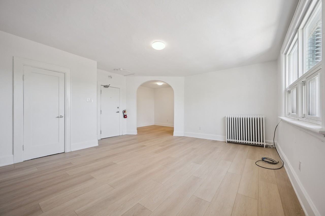 Louisa Street Apartments I - Photo 5 of 13