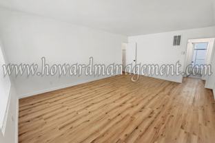 1560 Saltair - Photo 1 of 1