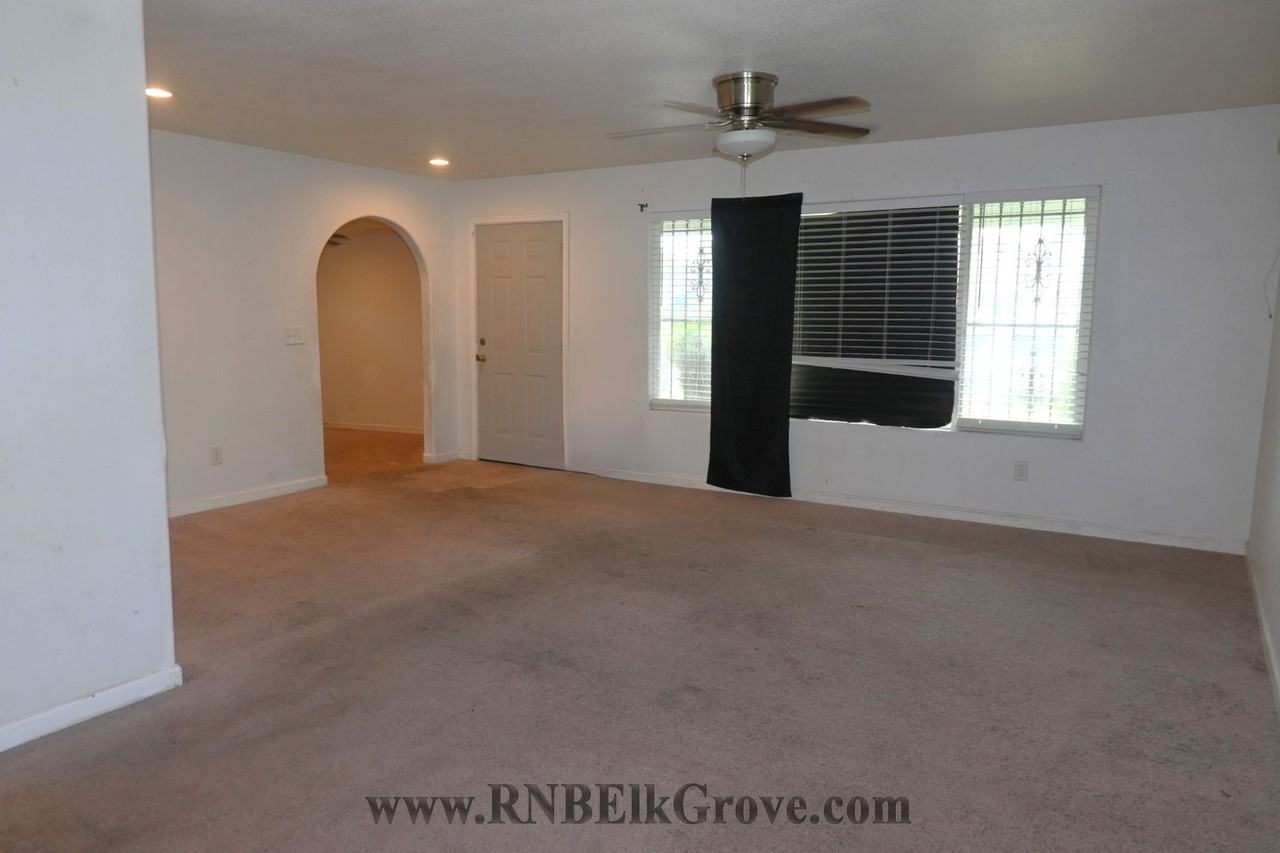 2271 E Church St - Photo 5 of 28