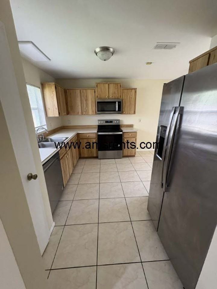 3285 Peace Pipe Dr - Photo 4 of 25