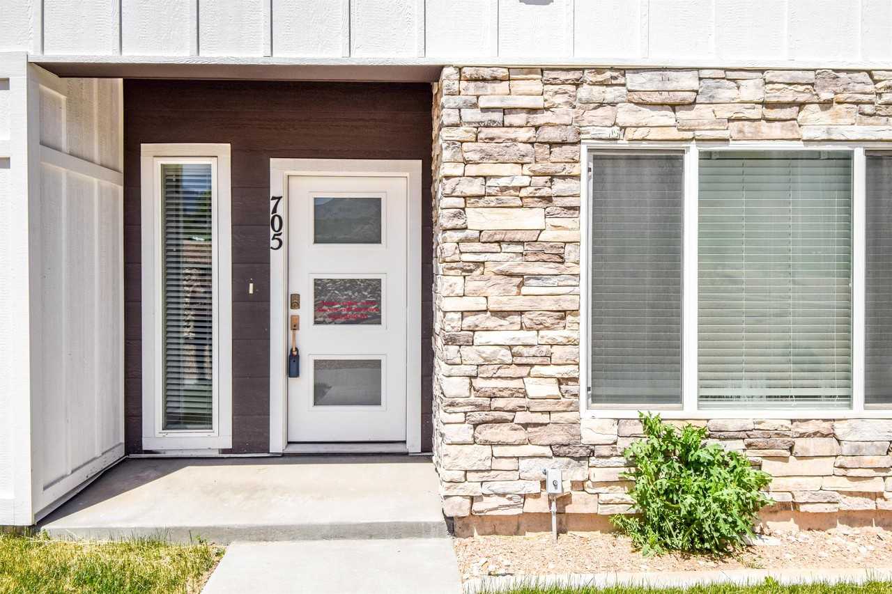 705 Eastnorth #1 - Photo 4 of 14