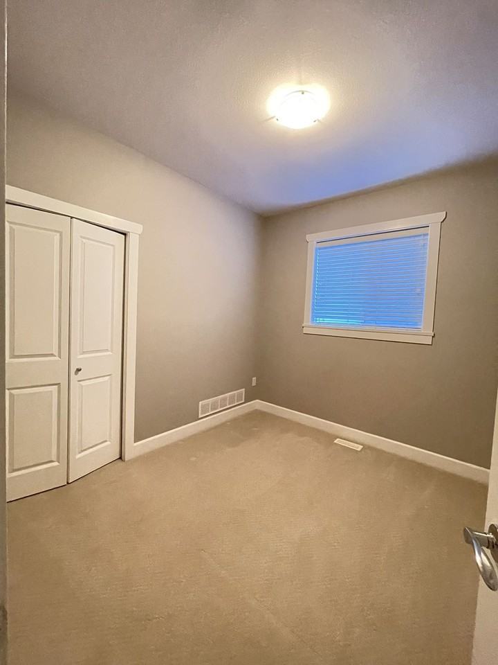 21000 78A Avenue - Photo 9