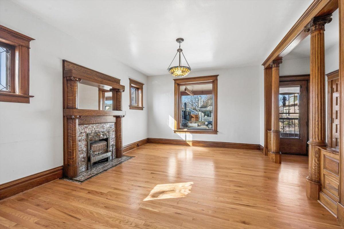 3828 Tejon St - Photo 5 of 34