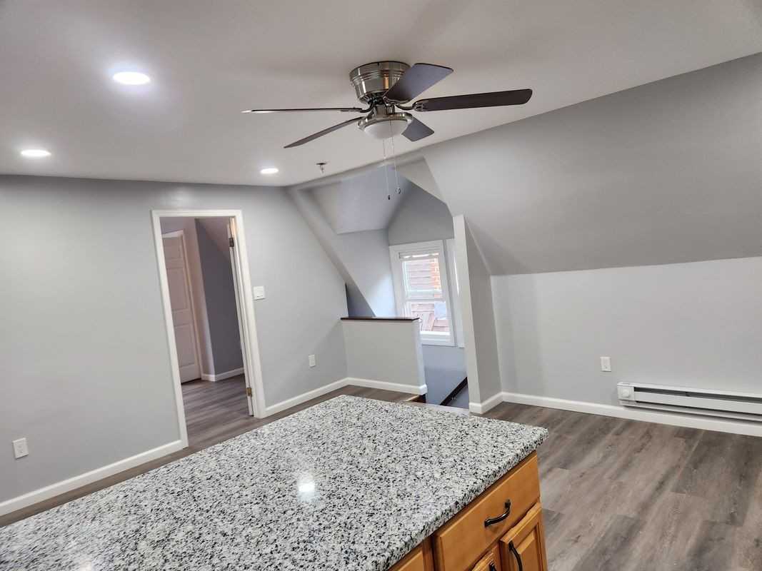 1025 Anna St ##3 - Photo 6 of 14
