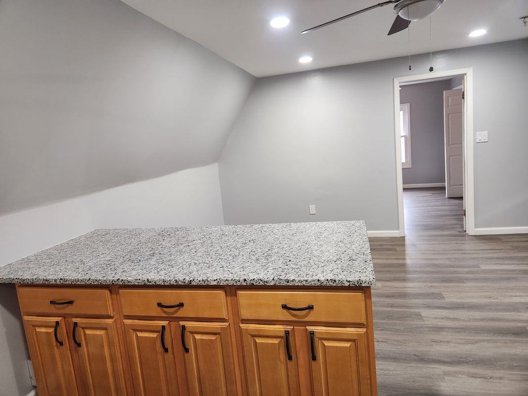 1025 Anna St ##3 - Photo 7 of 14