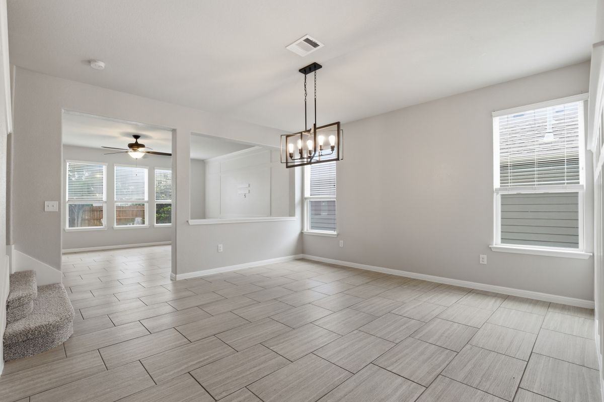 113 Bastian Ln - Photo 5 of 16
