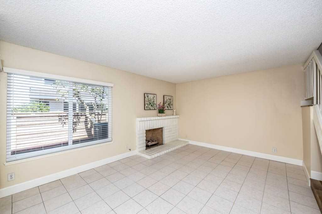 21 Ashbrook ##102 - Photo 2 of 15