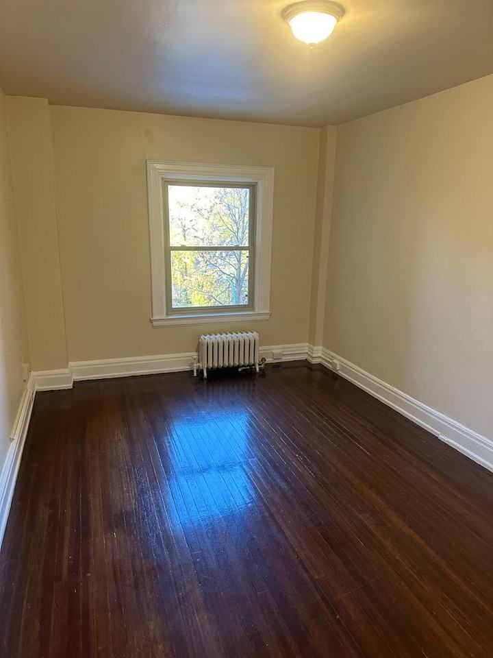 140 NORTH STREET - Photo 6 of 7