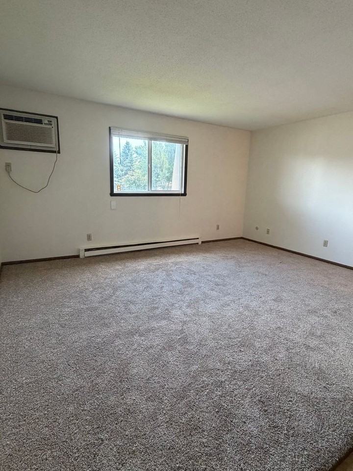 2134 8th Ave NW - Photo 2 of 9