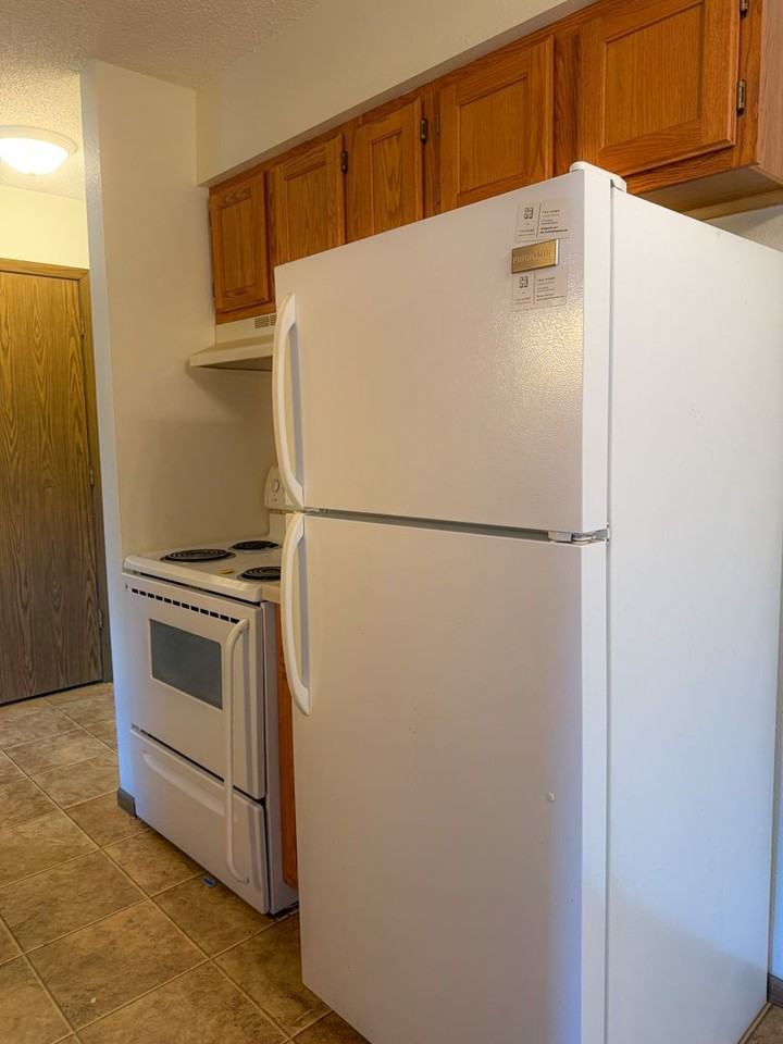 2134 8th Ave NW - Photo 6 of 9