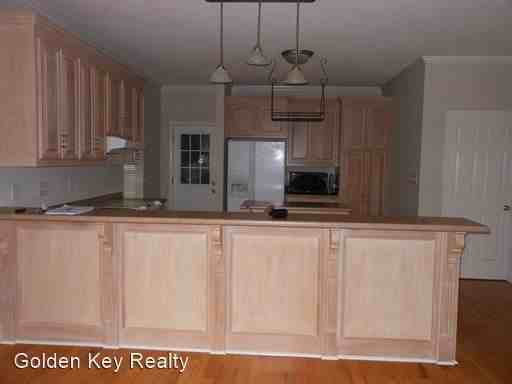 406 Dixieland Dr - Photo 3 of 8