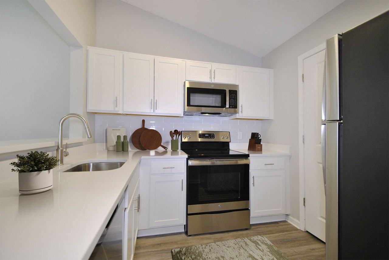 The Glens at Rolling Ridge - Photo 2 of 29