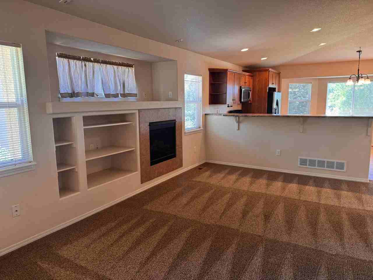 4326 Susie Vw - Photo 3 of 21