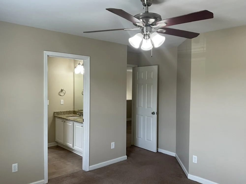 4318 Ben Hill Rd #NA - Photo 5 of 11