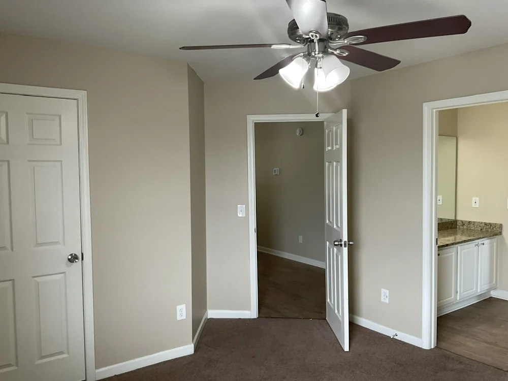 4318 Ben Hill Rd #NA - Photo 6 of 11