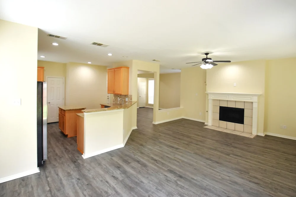 11733 Latania Ln #NA - Photo 2 of 10