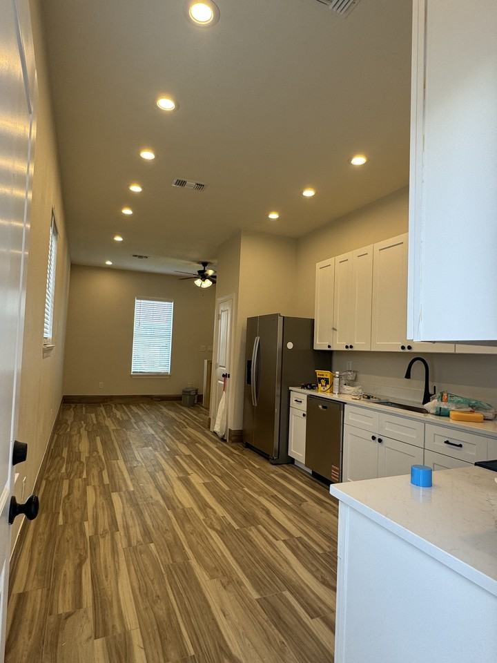 89 Phillip Ct #89 - Photo 3 of 9