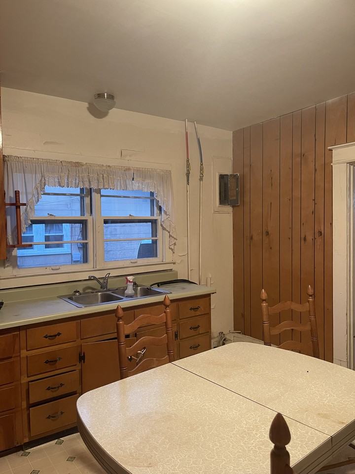 618 Bourne Ave #NA - Photo 3 of 11