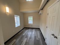 114 W Chestnut St #2B - Photo 1 of 1