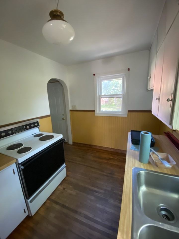 658 Keller Ave N #NA - Photo 4 of 9