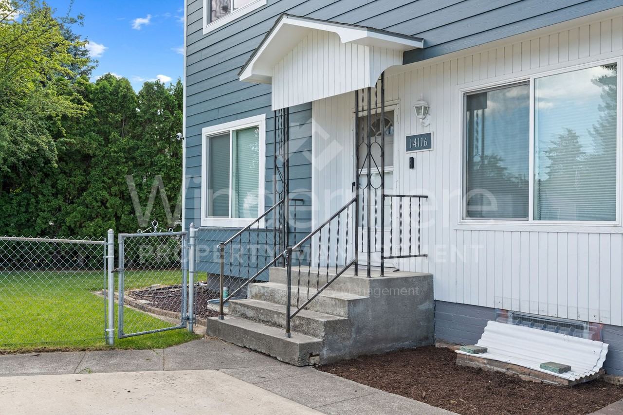 14116 E Rich Ave - Photo 6 of 41